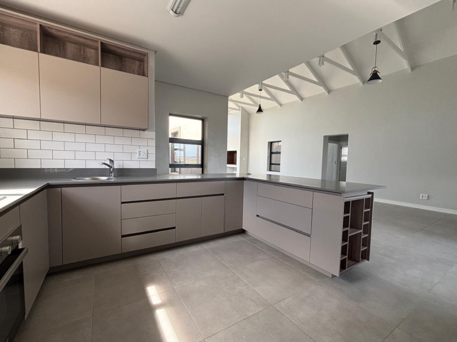 3 Bedroom Property for Sale in Hartland Lifestyle Estate Western Cape